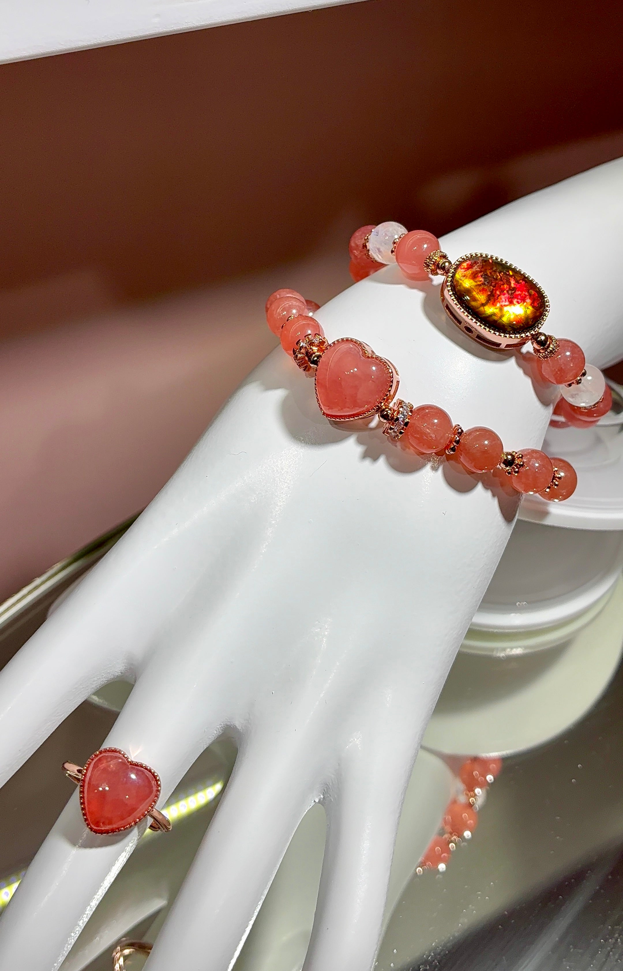 紅紋石｜薔薇輝石￼ – THE ONE JEWELLERY