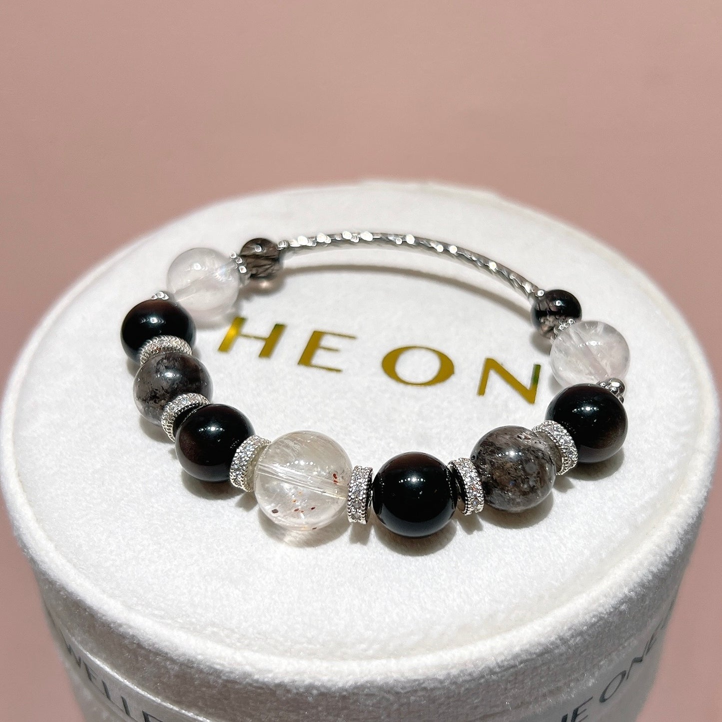 銀曜石 x 白晶共生黃鐵礦