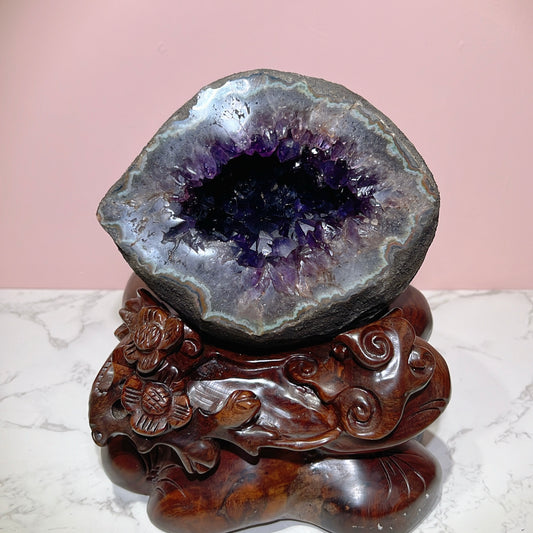 Top* Uruguayan Amethyst Geode