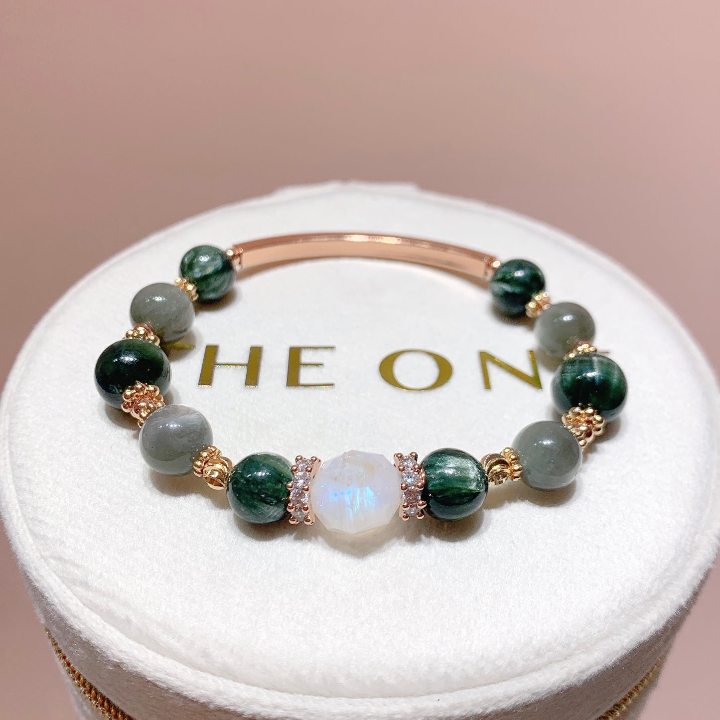 Fine*Green Dragon Crystal x Moonstone