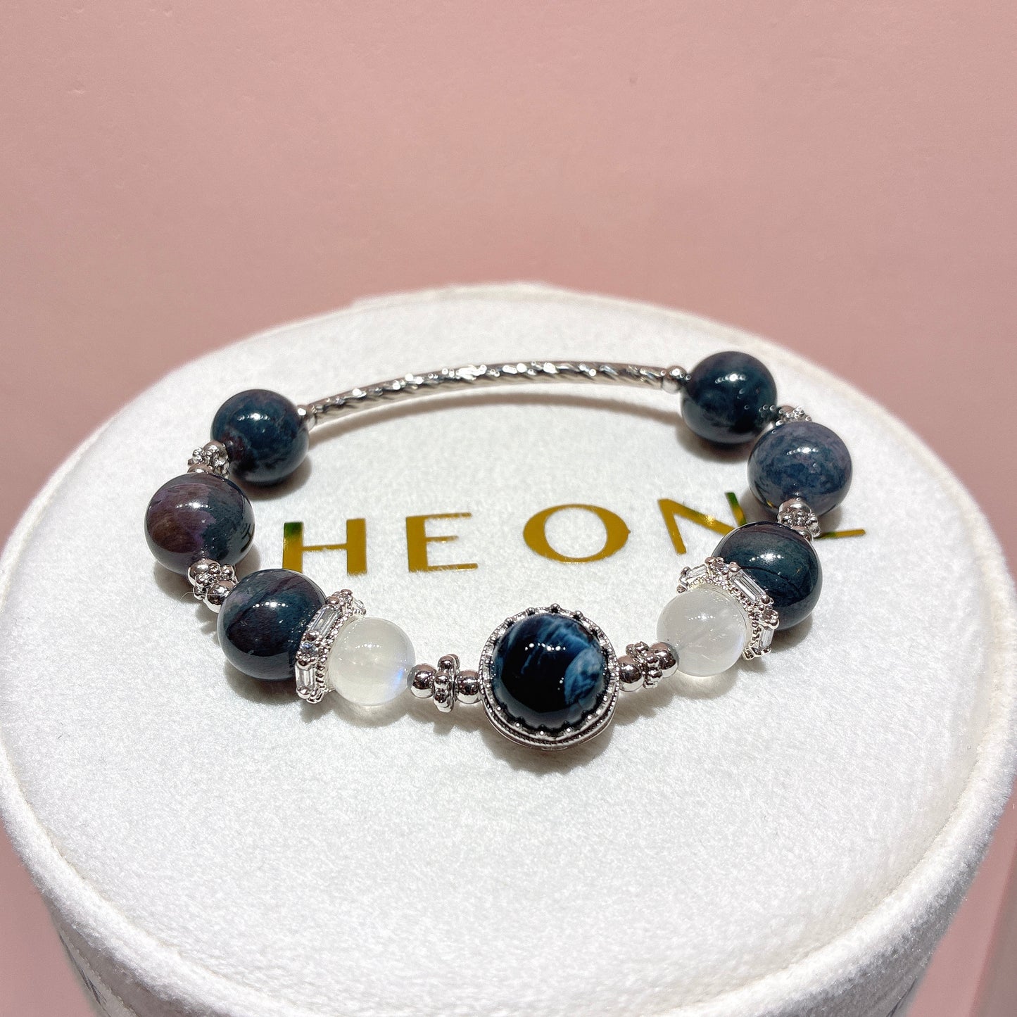 泥地飄花舒俱徠 x 彼得石