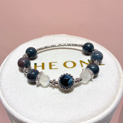 泥地飄花舒俱徠 x 彼得石