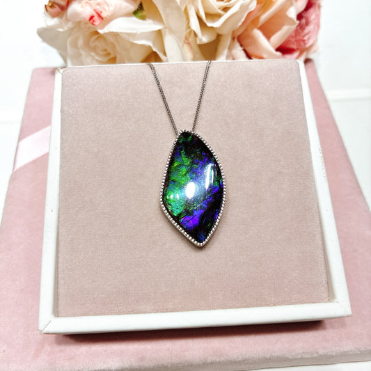 精品*加拿大斑彩石