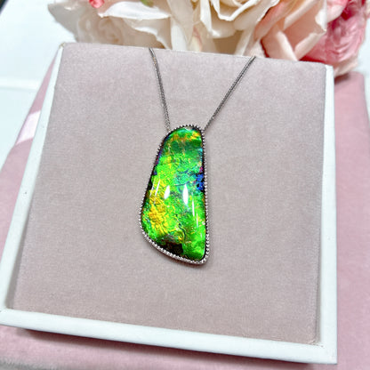 精品*加拿大斑彩石