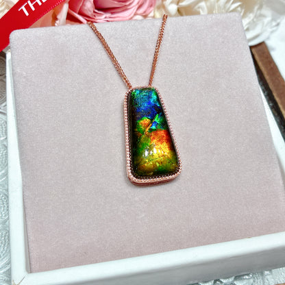 精品*加拿大斑彩石