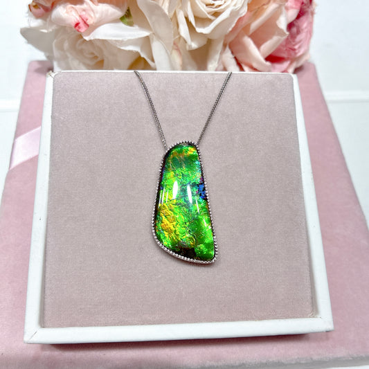 精品*加拿大斑彩石