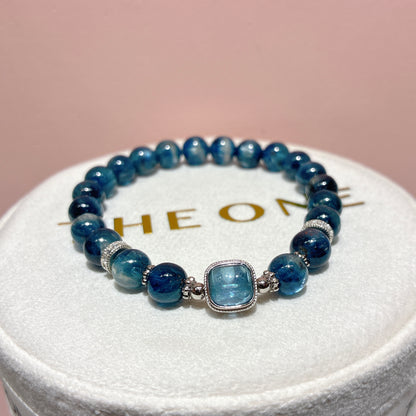 藍晶石共生赤鐵礦 x 海藍寶