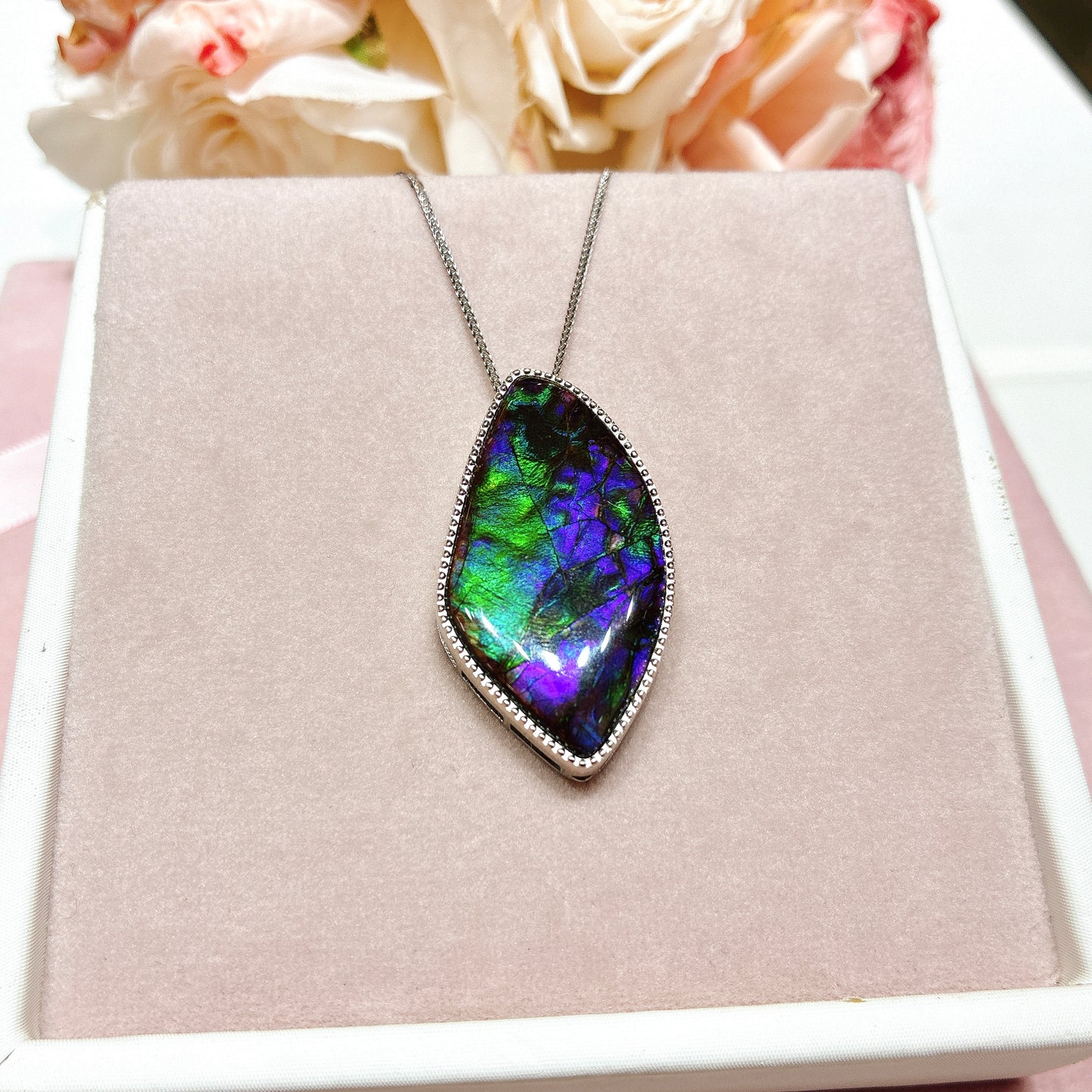 精品*加拿大斑彩石