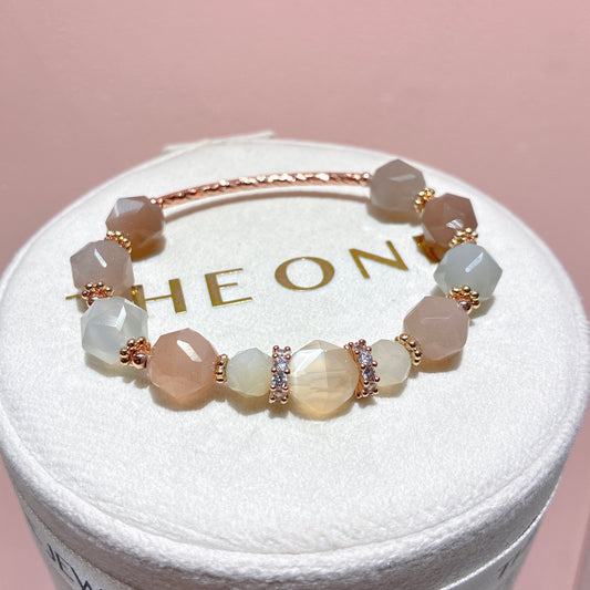 精品*彩月亮石