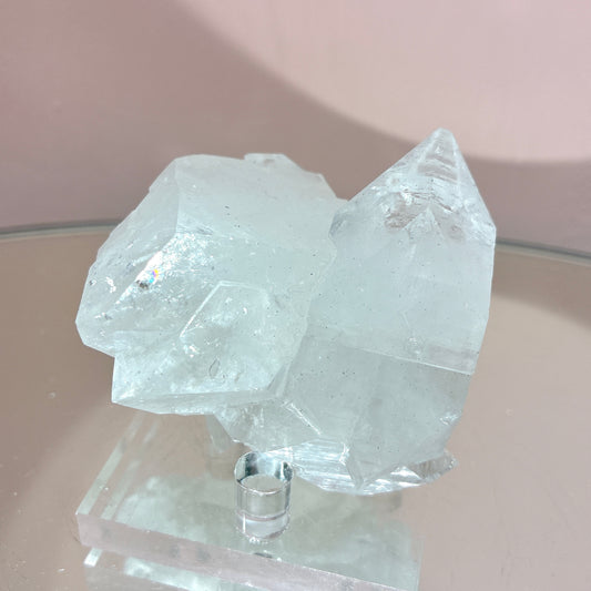 精品*鑽石魚眼石